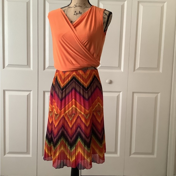 Sunny Leigh multicolored skirt - Picture 2 of 2
